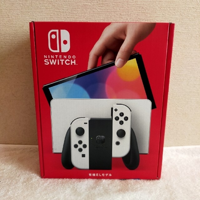 Nintendo Switch(ニンテンドースイッチ)の早い者勝ち♪　新品　未開封　Nintendo Switch  (有機ELモデル） エンタメ/ホビーのゲームソフト/ゲーム機本体(家庭用ゲーム機本体)の商品写真