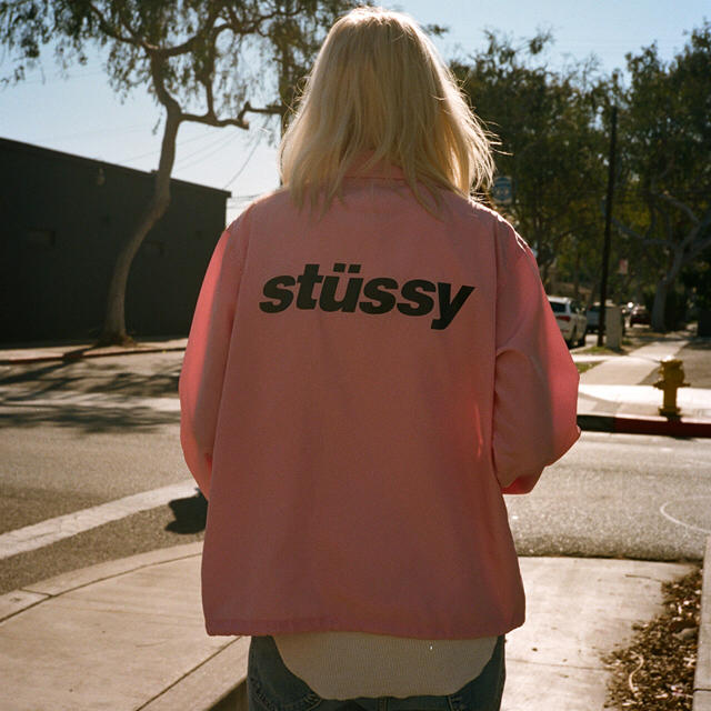 STUSSY(ステューシー)のStussy Women コーチジャケット レディースのジャケット/アウター(ナイロンジャケット)の商品写真