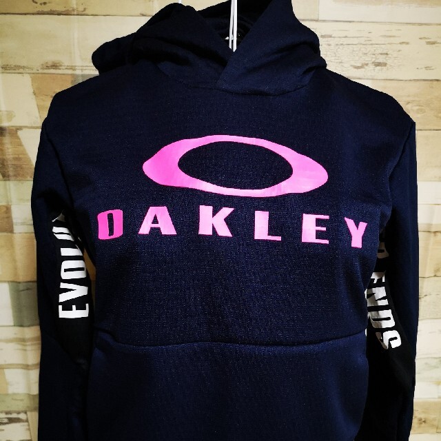 Oakley(オークリー)のOAKLEY  オークリー  150cm  パーカー  ネイビー×ピンク キッズ/ベビー/マタニティのキッズ服男の子用(90cm~)(ジャケット/上着)の商品写真