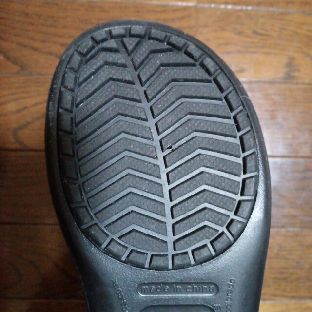 crocs(クロックス)のお値下げ　crocs berryessa  buckle synthetic レディースの靴/シューズ(ブーツ)の商品写真