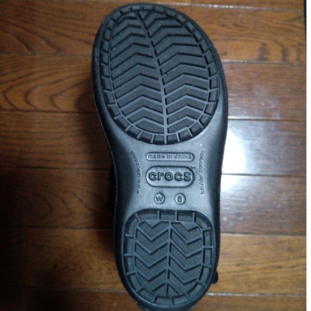 crocs(クロックス)のお値下げ　crocs berryessa  buckle synthetic レディースの靴/シューズ(ブーツ)の商品写真