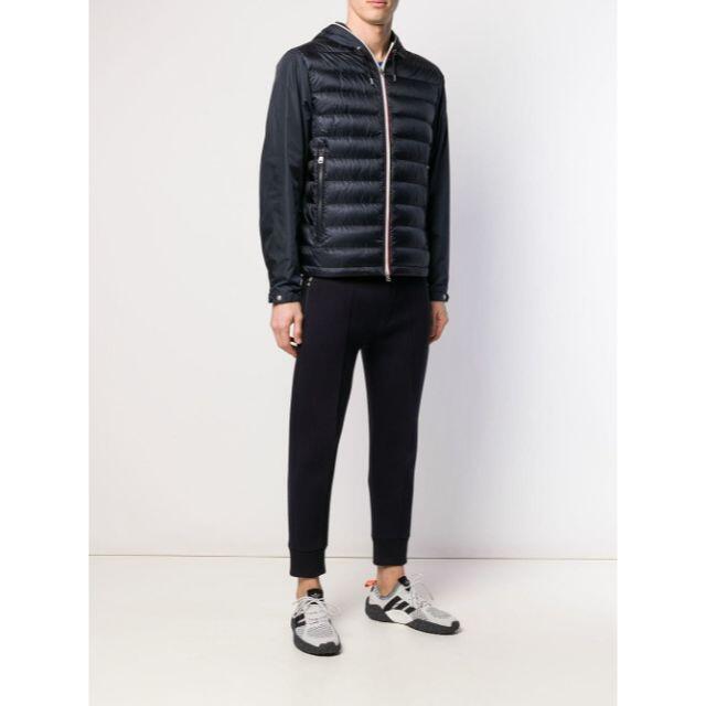 MONCLER(モンクレール)のサイズ1■モンクレールALAVOINE■新品■ナイロン切替ライトダウンジャケット メンズのジャケット/アウター(ダウンジャケット)の商品写真