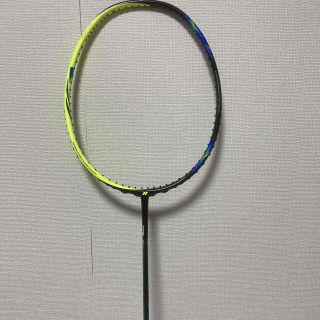 ヨネックス(YONEX)のASTROX 77   アストロクス77   バドミントンラケット(バドミントン)