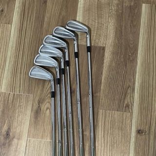 タイトリスト(Titleist)の【最終価格】タイトリストZシリーズ695CBアイアン　色抜き仕様(クラブ)