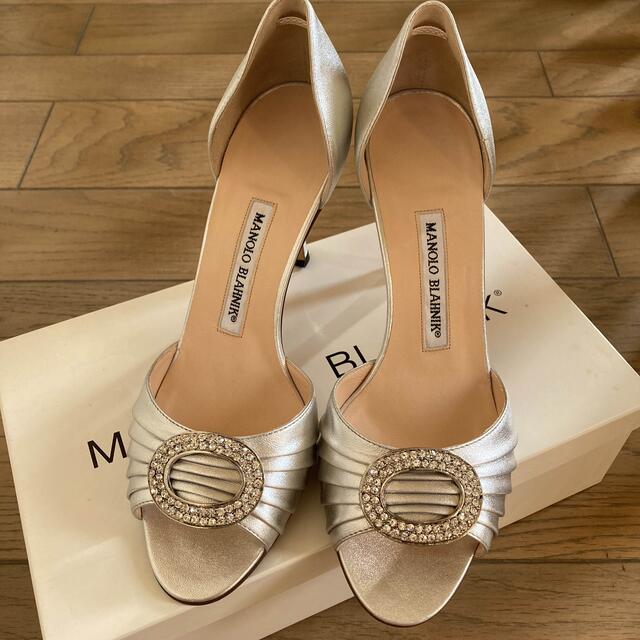 【正規品直輸入】 MANOLO BLAHNIK - マノロブラニク 37ハーフ パンプス ハイヒール/パンプス 【正規品直輸入】 MANOLO BLAHNIK - マノロブラニク 37ハーフ パンプス ハイヒール/パンプス