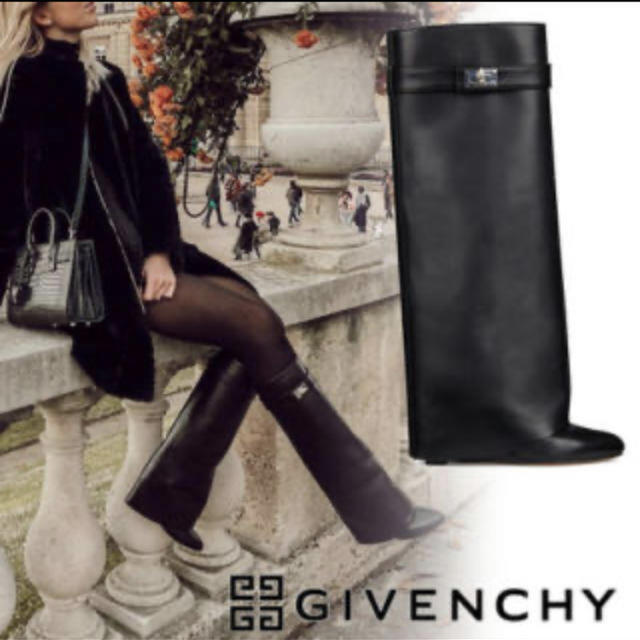 GIVENCHY(ジバンシィ)の【美品】ジバンシィ♡シャークロックブーツ レディースの靴/シューズ(ブーツ)の商品写真