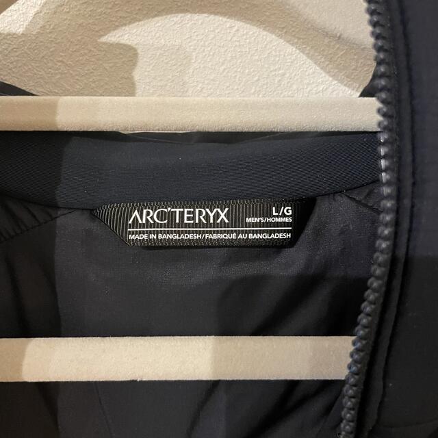 ARC'TERYX(アークテリクス)のアークテリクス　アトムarフーディ メンズのジャケット/アウター(ダウンジャケット)の商品写真