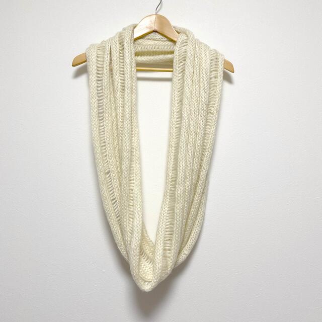 VICKY(ビッキー)の美品❤ビッキー 暖かい 冬 柄編みロングスヌード オフホワイト レディースのファッション小物(スヌード)の商品写真