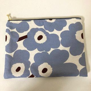 マリメッコ(marimekko)の【marimekko】ミニウニッコ ファスナーポーチ(ポーチ)