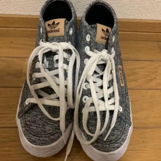 アディダス(adidas)のadidas スニーカー ハイカット(スニーカー)