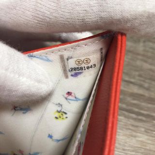 CHANEL - 美品 シャネル スキー柄 三つ折り財布 レザーの通販 by Loop