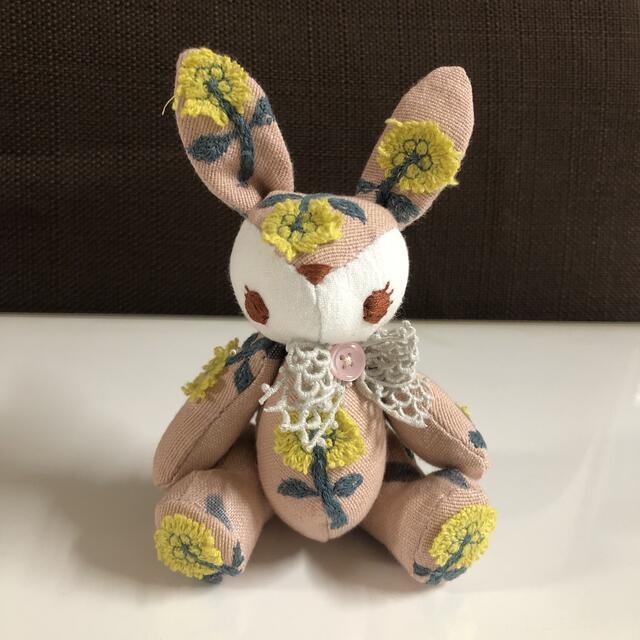 mina perhonen(ミナペルホネン)のハンドメイド ミナペルホネン 生地使用 うさぎちゃん skip  ハンドメイドのぬいぐるみ/人形(ぬいぐるみ)の商品写真