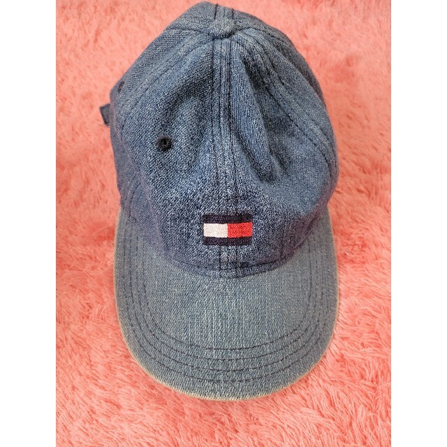 TOMMY HILFIGER(トミーヒルフィガー)のトミーヒルフィガー　デニム　キャップ レディースの帽子(キャップ)の商品写真