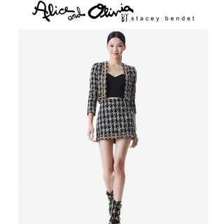 ❤️ ★Alice olive 2020新作　新品  ジャケット　白、赤2 色