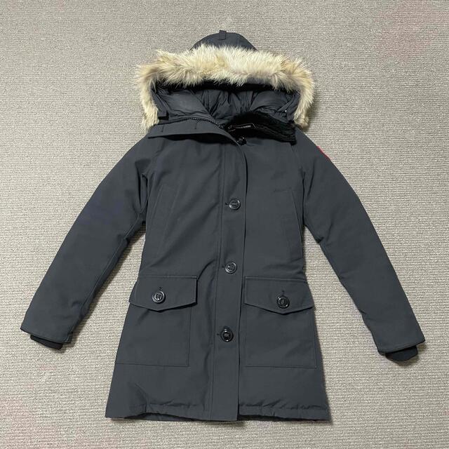 CANADA GOOSE(カナダグース)のあっこ様専用　カナダグース　ブロンテ　ネイビー レディースのジャケット/アウター(ダウンジャケット)の商品写真