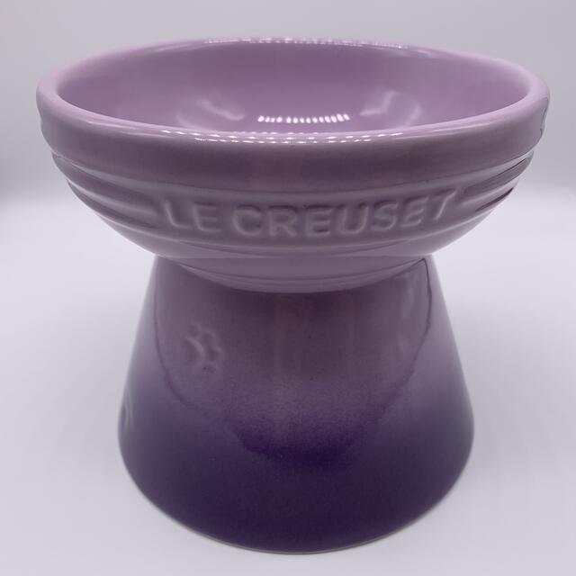 LE CREUSET(ルクルーゼ)のル・クルーゼ　ハイスタンド　パープル　2点セット その他のペット用品(犬)の商品写真