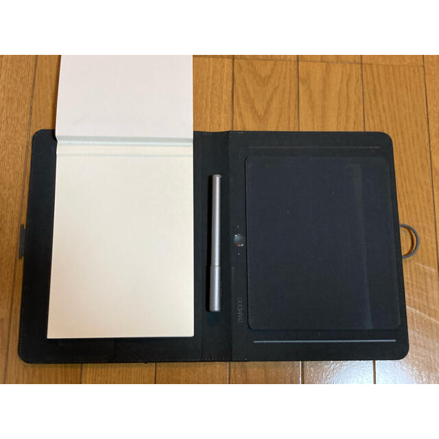 Wacom(ワコム)のノート付き、充電ケーブル付き　bambooペンタブレット スマホ/家電/カメラのPC/タブレット(タブレット)の商品写真