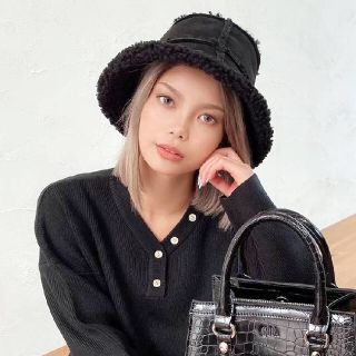 ジェイダ(GYDA)のフェイクムートン リバーシブル バケットHAT(ハット)