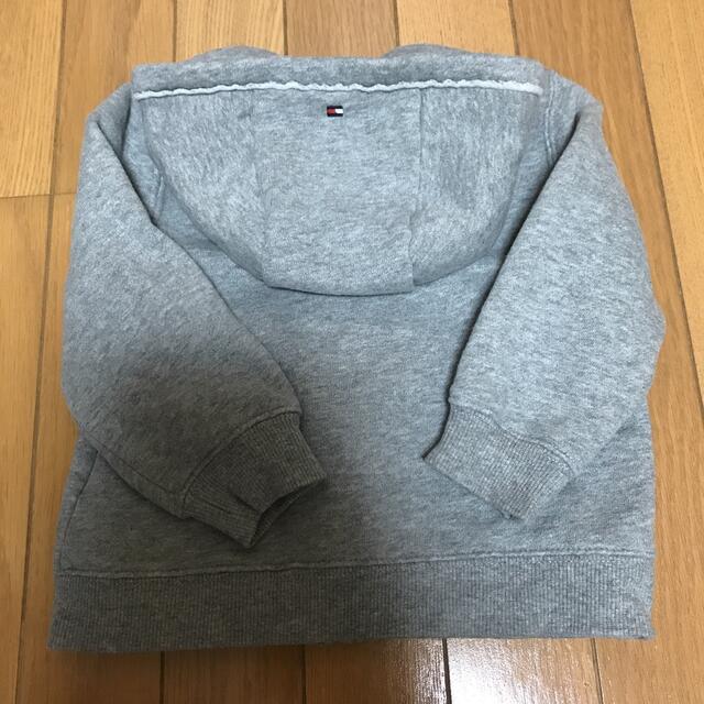 TOMMY HILFIGER(トミーヒルフィガー)の【専用】トミーヒルフィガー  キッズ　長袖　パーカー　2T  90 キッズ/ベビー/マタニティのキッズ服男の子用(90cm~)(ジャケット/上着)の商品写真