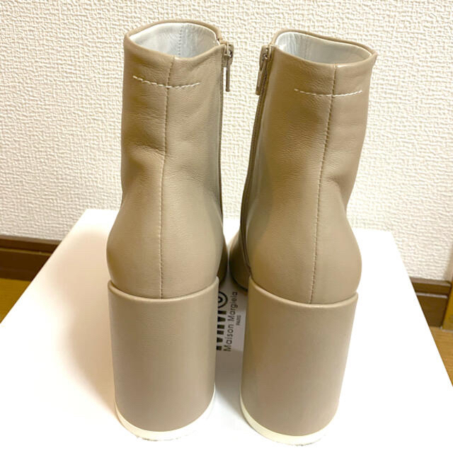 MM6(エムエムシックス)のMM6  6ヒール　レザー　アンクルブーツ レディースの靴/シューズ(ブーツ)の商品写真
