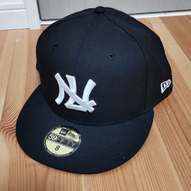 NEW ERA(ニューエラー)の【早い者勝ち値引きUSED美品】西鉄ライオンズ × NEW ERA ブラック 8 メンズの帽子(キャップ)の商品写真