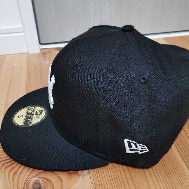 NEW ERA(ニューエラー)の【早い者勝ち値引きUSED美品】西鉄ライオンズ × NEW ERA ブラック 8 メンズの帽子(キャップ)の商品写真