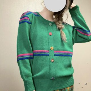 クリスプ(Crisp)のvintage 古着 レトロ 花ボタン デザイン ニット 個性的 一点物 ウール(ニット/セーター)