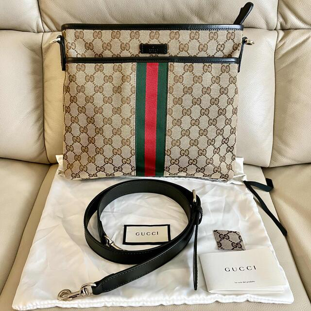 Gucci(グッチ)の美品☆GUCCI グッチ GGキャンバス ウェビングライン ショルダーバッグ レディースのバッグ(ショルダーバッグ)の商品写真