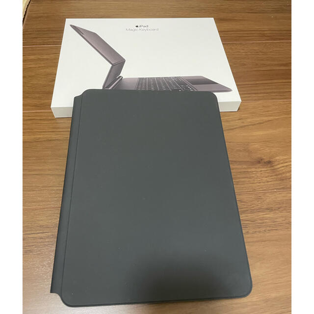 Magic Keyboard 11(MXQT2J/A) iPad Pro用 Magic Keyboard 11(MXQT2J/A) iPad Pro用