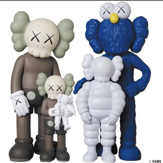 MEDICOM TOY(メディコムトイ)のKAWS FAMILY BROWN/BLUE/WHITE ハンドメイドのおもちゃ(フィギュア)の商品写真