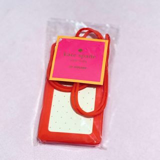 ケイトスペードニューヨーク(kate spade new york)の【新品／最終値下げ】Kate spada シリコンIDホルダー ¥5900→(パスケース/IDカードホルダー)