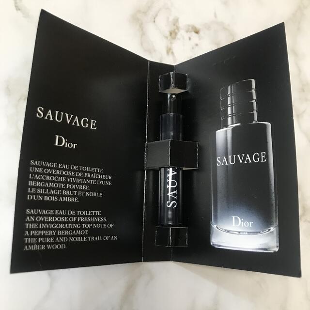 Dior(ディオール)の【新品⭐️未使用】Dior ソヴァージュ オードゥ トワレ 1ml × 2本 コスメ/美容の香水(香水(男性用))の商品写真