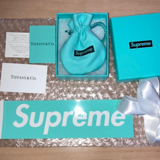 supreme Tiffany シュプリーム　ティファニー　ピアス