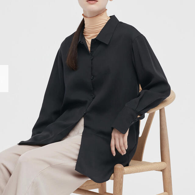 UNIQLO - ハナタジマ【2枚】エアリズムUVカットハイネックTの UNIQLO - ハナタジマ【2枚】エアリズムUVカットハイネックTの