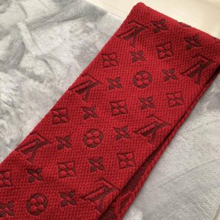 ルイヴィトン(LOUIS VUITTON)のルイ　ヴィトン　マフラー　正規品　美品　赤(マフラー/ショール)