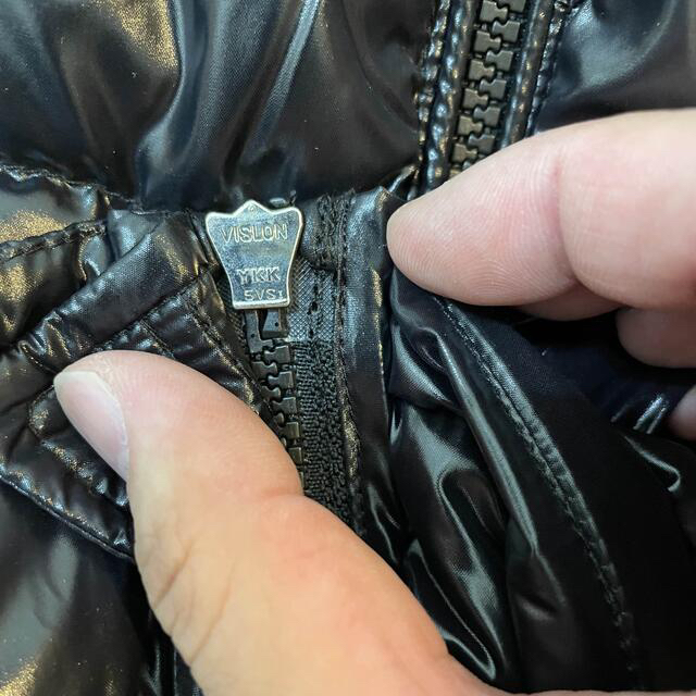 MONCLER(モンクレール)のモンクレール　9416200 9699Z MAGLIONE TORICOT 新品 メンズのジャケット/アウター(ダウンジャケット)の商品写真
