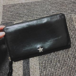 ジバンシィ(GIVENCHY)のGIVENCHY★STAR レザーウォレット(財布)