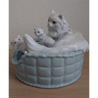 リヤドロ/lladro 　ペルシャ猫の親子