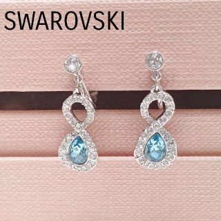 スワロフスキー(SWAROVSKI)の美品　SWAROVSKI　イヤリング　クリップ　シルバー　インフィニティ(イヤリング)