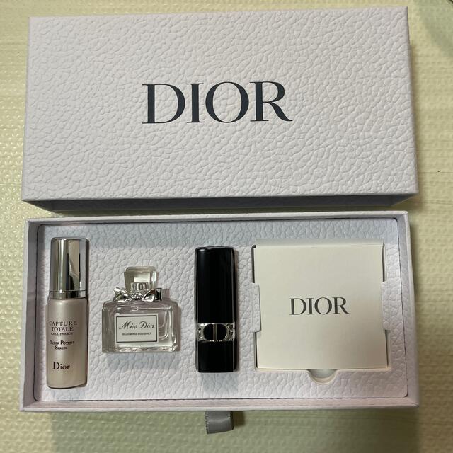 Dior(ディオール)のDior ノベルティ　ビューティーディスカバリーキット エンタメ/ホビーのコレクション(ノベルティグッズ)の商品写真