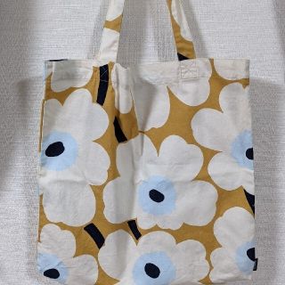 マリメッコ(marimekko)のマリメッコ　ウニッコ柄トートバッグ(トートバッグ)