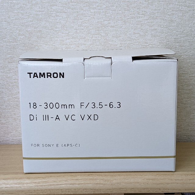 TAMRON(タムロン)のTAMRON 18-300 F3.5-6.3 DI III-A VC VXD スマホ/家電/カメラのカメラ(その他)の商品写真