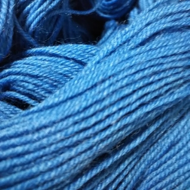 ブルー毛糸 5