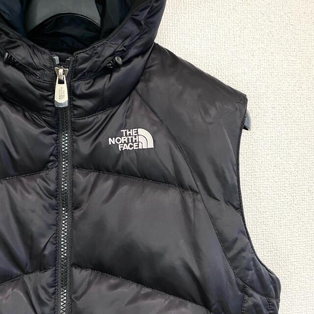 THE NORTH FACE(ザノースフェイス)の美品希少 THE NORTH FACE ダウンベスト レディースM ブラック レディースのジャケット/アウター(ダウンベスト)の商品写真