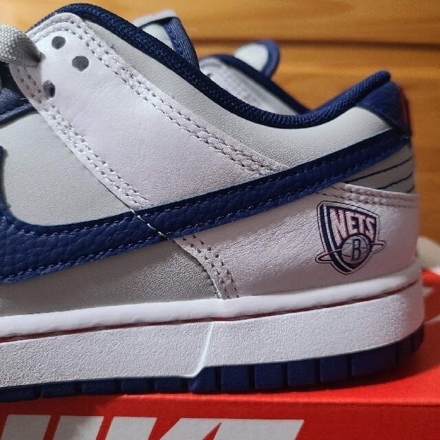 NIKE(ナイキ)のNIKE　DUNK　low　NETS 26センチ メンズの靴/シューズ(スニーカー)の商品写真