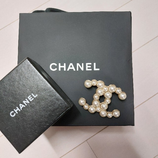 美品 ☆CHANEL☆  ブローチ