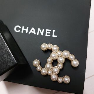 CHANEL Perl ブローチ パール ぷっくり可愛い 人気 未使用 美品 ♡