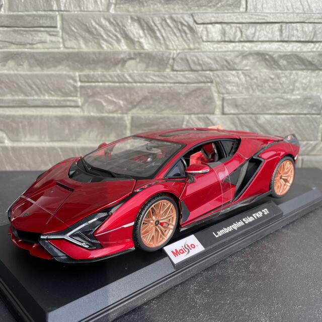 マイスト1/18スケールダイキャストランボルギーニ シアン FKP37