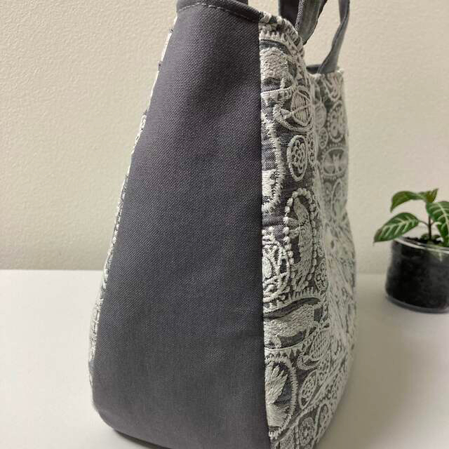 ミナペルホネン ハンドメイド マチ付きトートバッグ ミナペルホネン ハンドメイド マチ付きトートバッグ