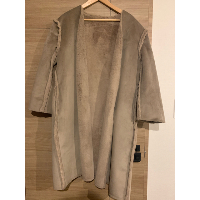 room306 CONTEMPORARY(ルームサンマルロクコンテンポラリー)のMouton Reversible Fur Coat Sサイズ レディースのジャケット/アウター(ロングコート)の商品写真